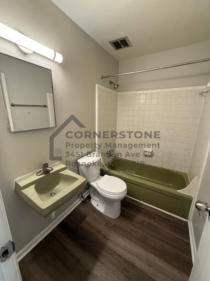 1401 3rd St Sw #11 - Photo 7 of 10
