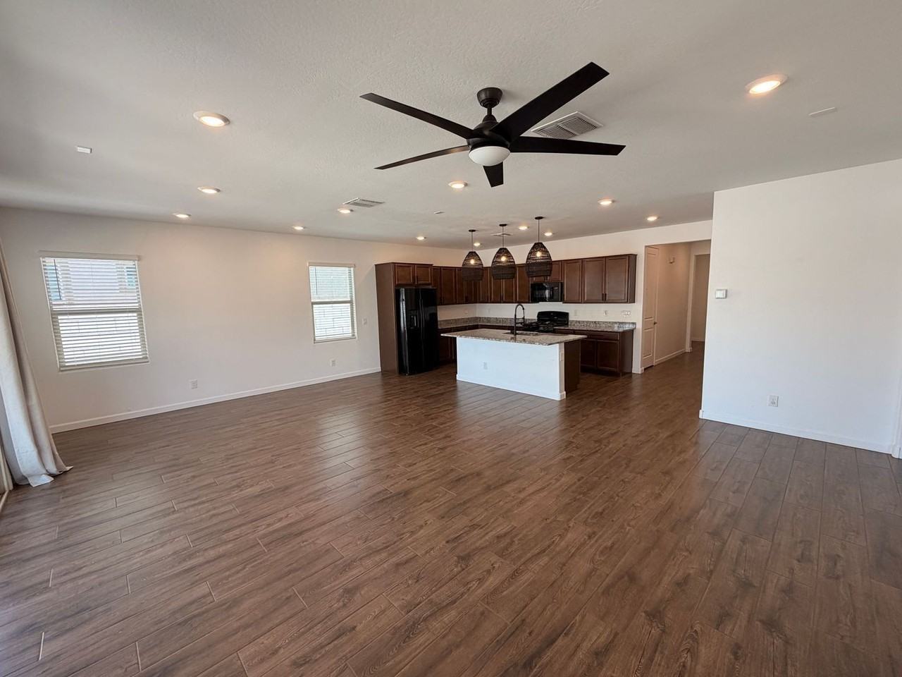 9948 E Thornbush Ave - Photo 6 of 25