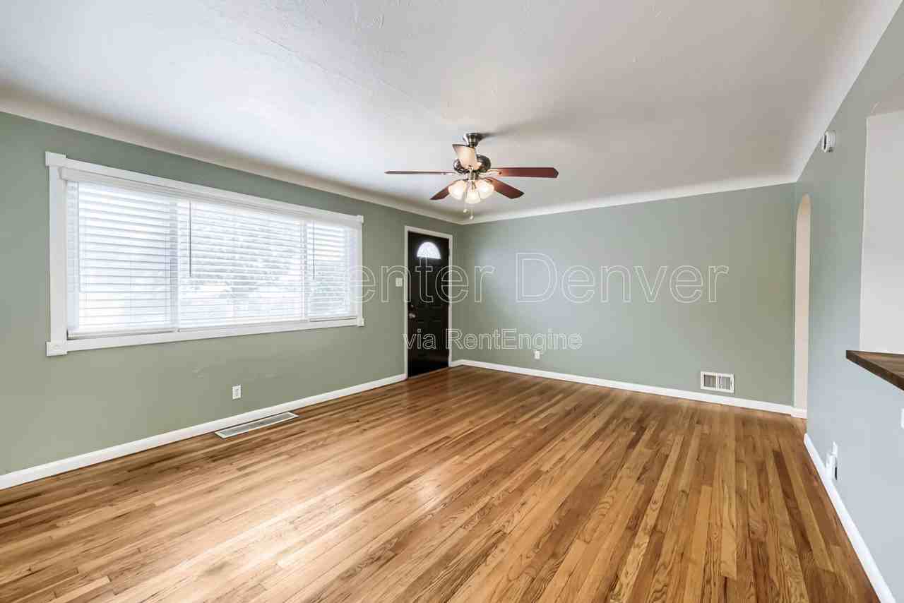 2226 W Baltic Pl - Photo 7 of 23