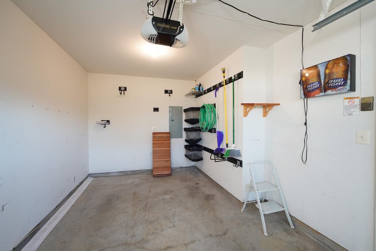 45715 N Maxine Way #1 - Photo 4 of 14