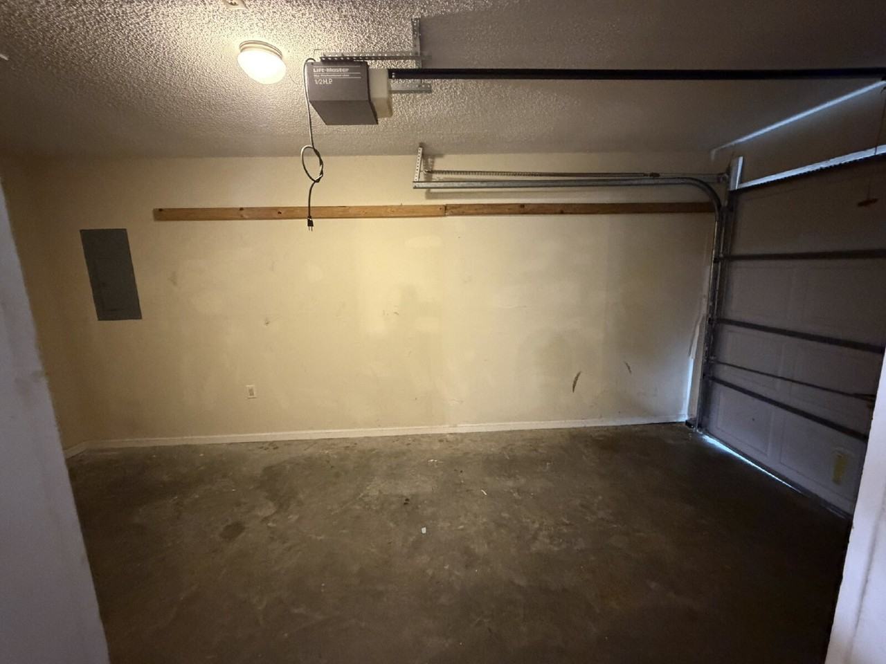 1477 Ben Gay Way - Photo 6 of 14