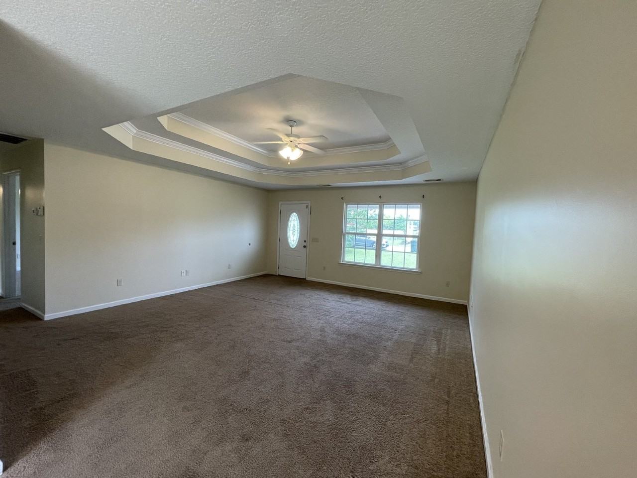 261 Winchester Way Se - Photo 2 of 14