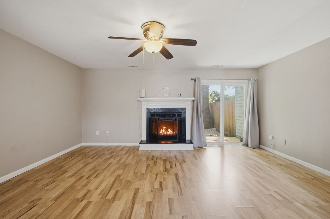 5475 Davis Way - Photo 5 of 33