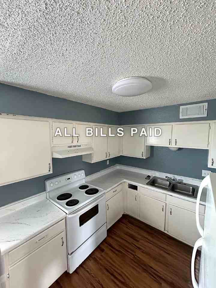 2311 71st St #216 - Photo 3 of 6