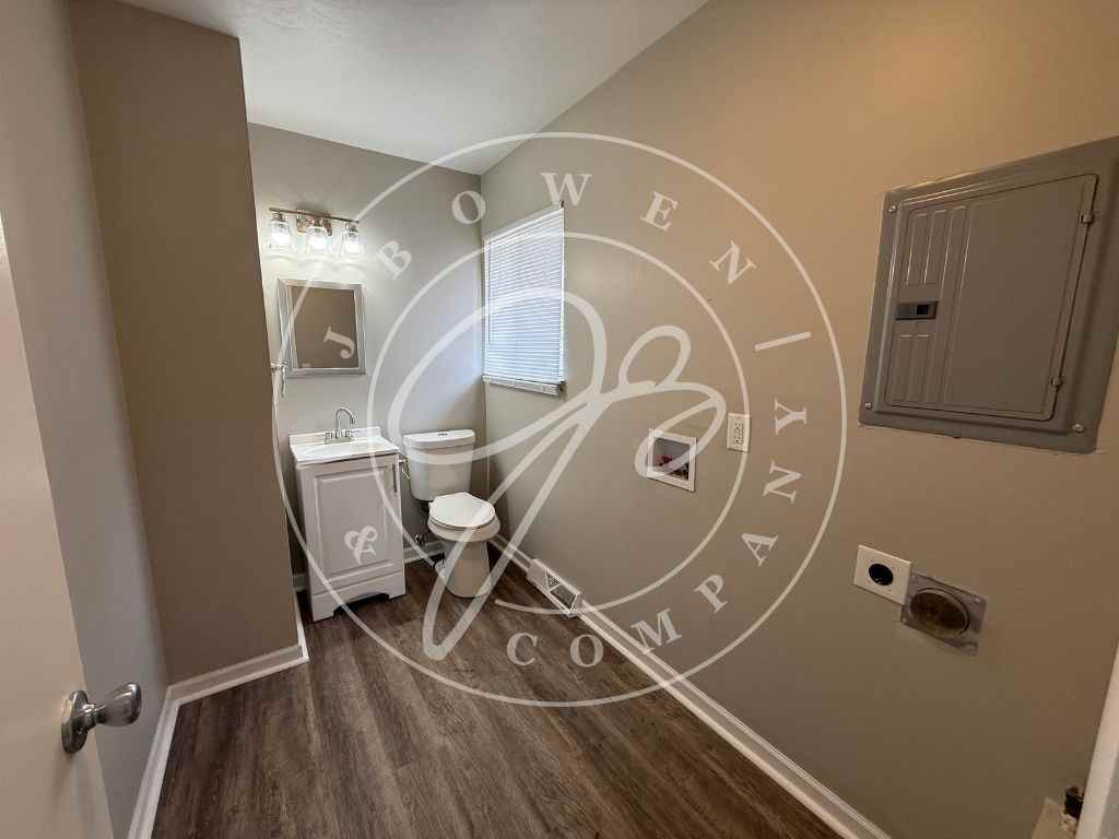 5834 Curson Dr - Photo 3 of 4