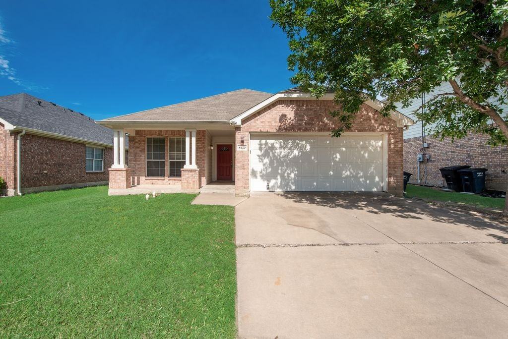8420 Silverbell Ln - Photo 2 of 26