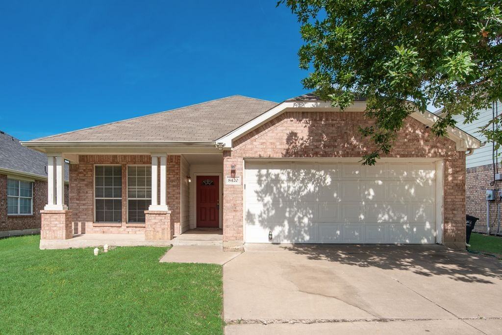 8420 Silverbell Ln - Photo 3 of 26