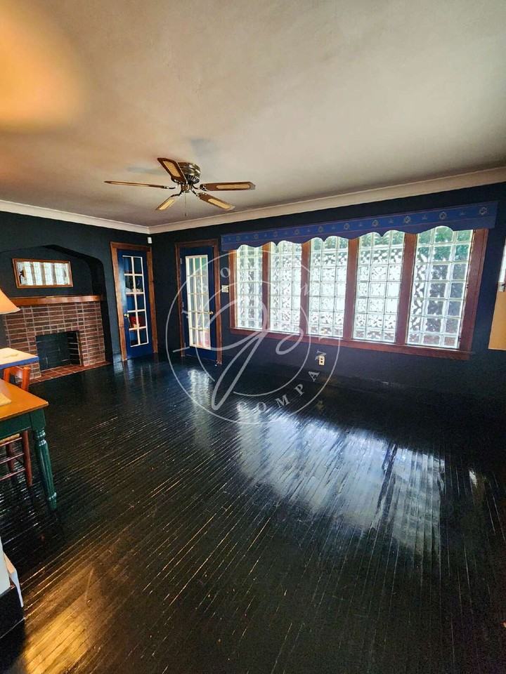 1935 Talbot St - Photo 7 of 28