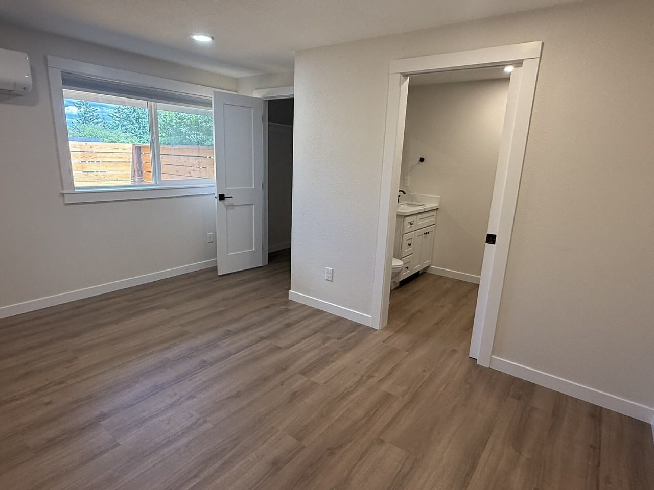 22834 135th Ave Se #B - Photo 5 of 11