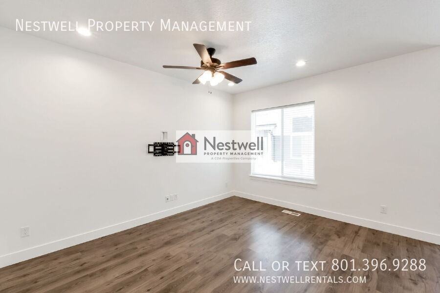 1628 N 3790 W - Photo 7 of 31