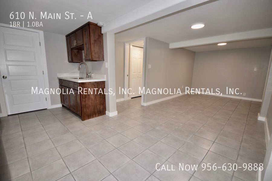 610 N Main St #A - Photo 3 of 12