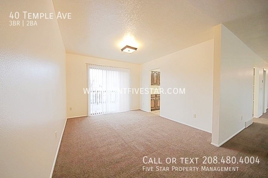 40 Temple Ave - Photo 5 of 18