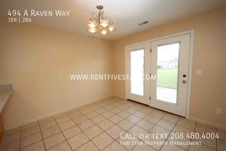 494 Raven Way Apt A - Photo 4 of 13