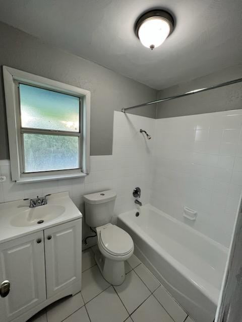 1414 14th St E #A - Photo 5 of 7
