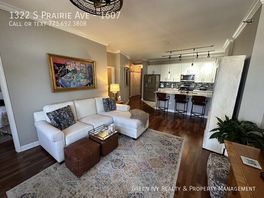 1322 S Prairie Ave #1607 - Photo 3 of 18