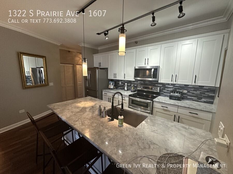 1322 S Prairie Ave #1607 - Photo 5 of 18