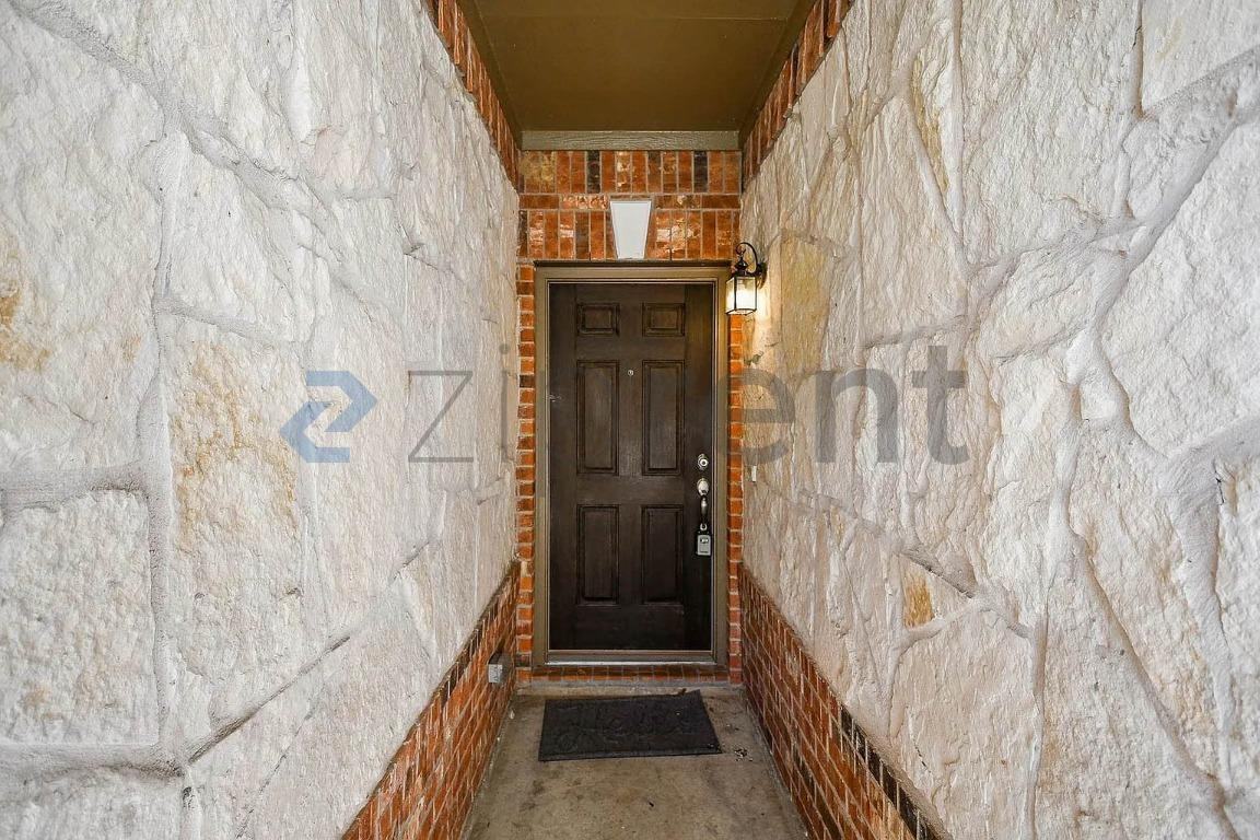 4218 Kendall Rock Ln - Photo 3 of 30