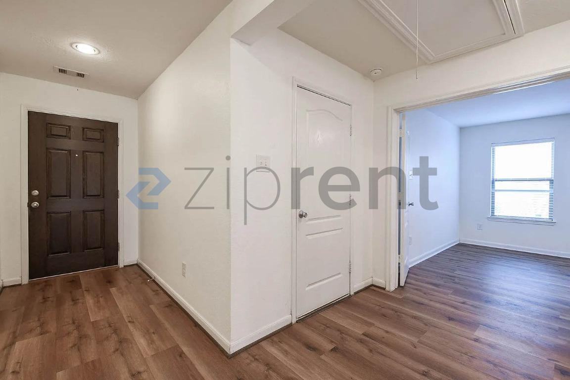 4218 Kendall Rock Ln - Photo 5 of 30