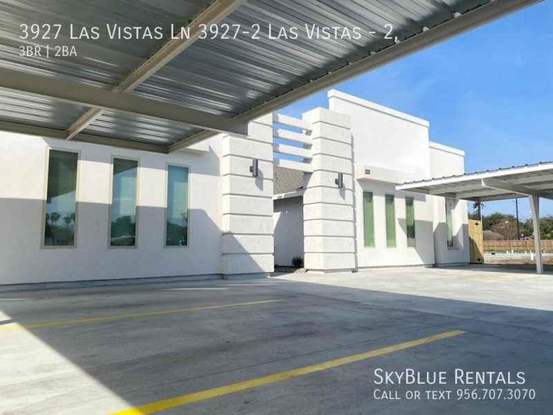 3927 Las Vistas Ln #2 - Photo 3 of 8