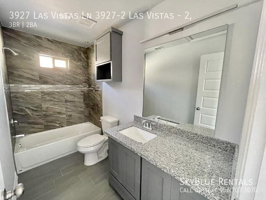 3927 Las Vistas Ln #2 - Photo 6 of 8