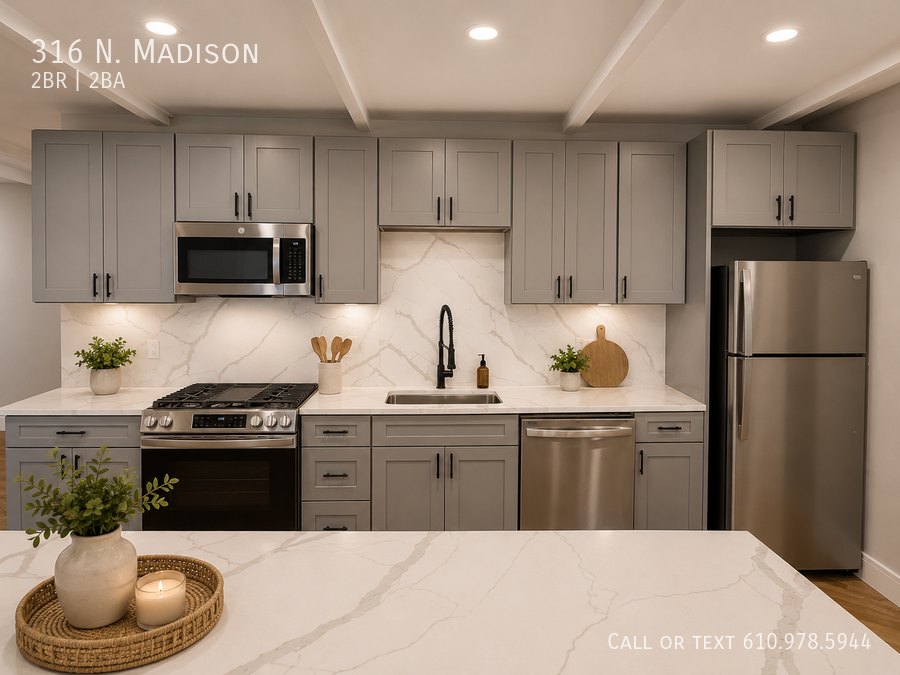 316 N Madison St - Photo 7 of 21