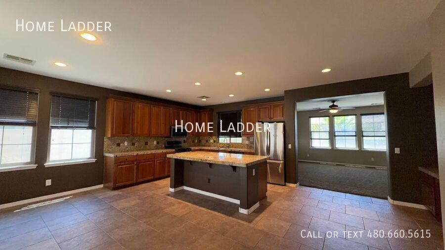20593 W Hamilton St - Photo 4 of 20