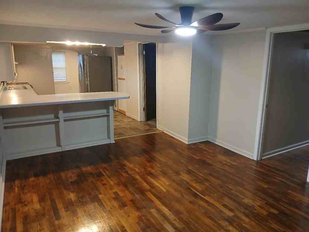 902 S Fair St - Photo 3 of 23