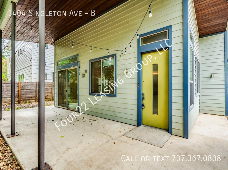 1404 Singleton Ave #B - Photo 2 of 18