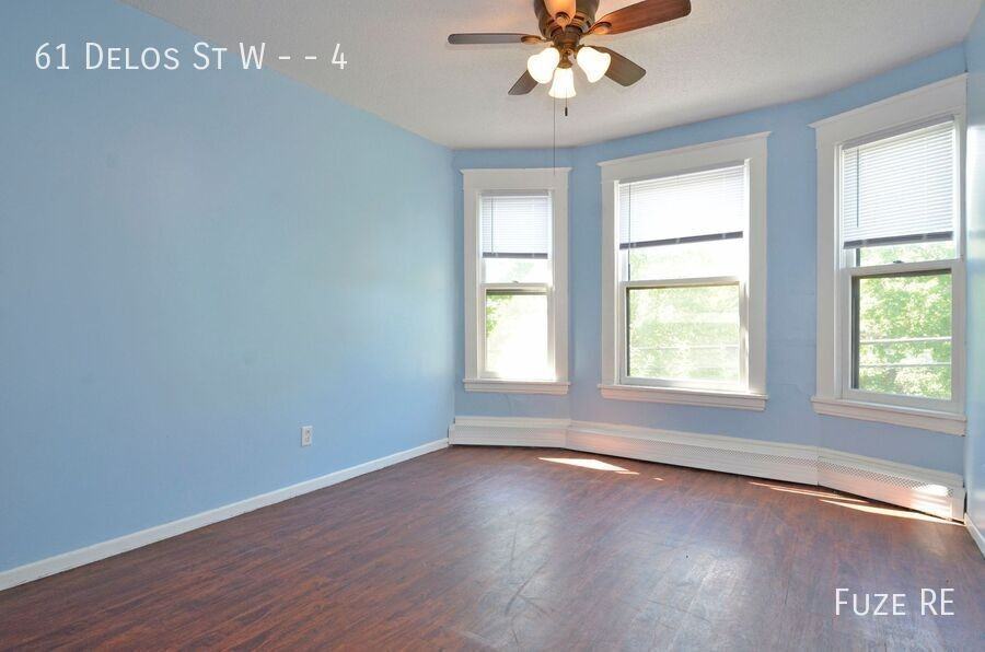 61 Delos St W #4 - Photo 3 of 15