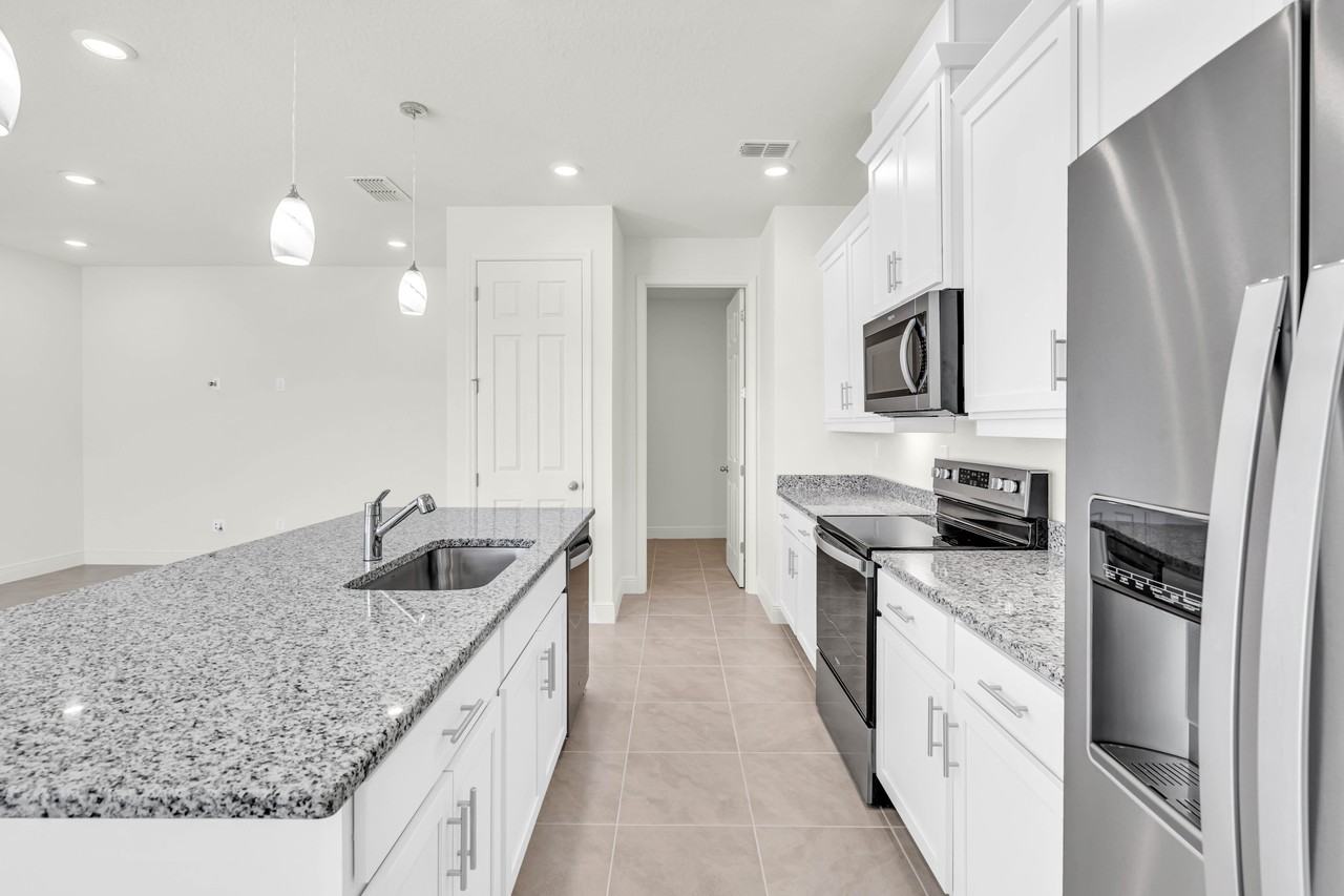 9552 Sandy Bluffs Cir #NA - Photo 6 of 30