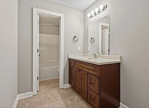 10512 Clubhouse Dr #10512 - Photo 3 of 8