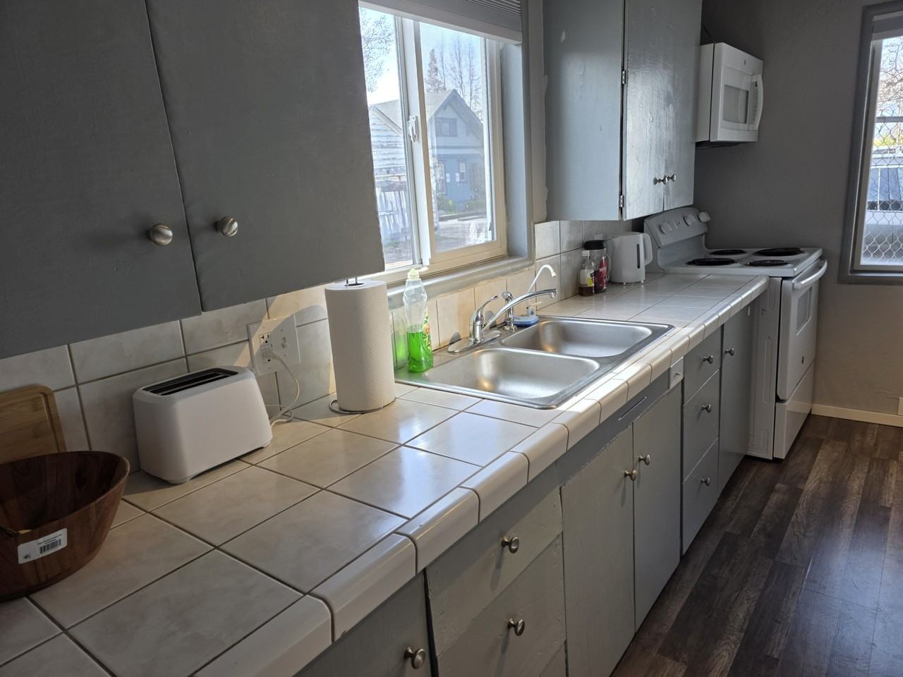 312 Howard St #A - Photo 6 of 20
