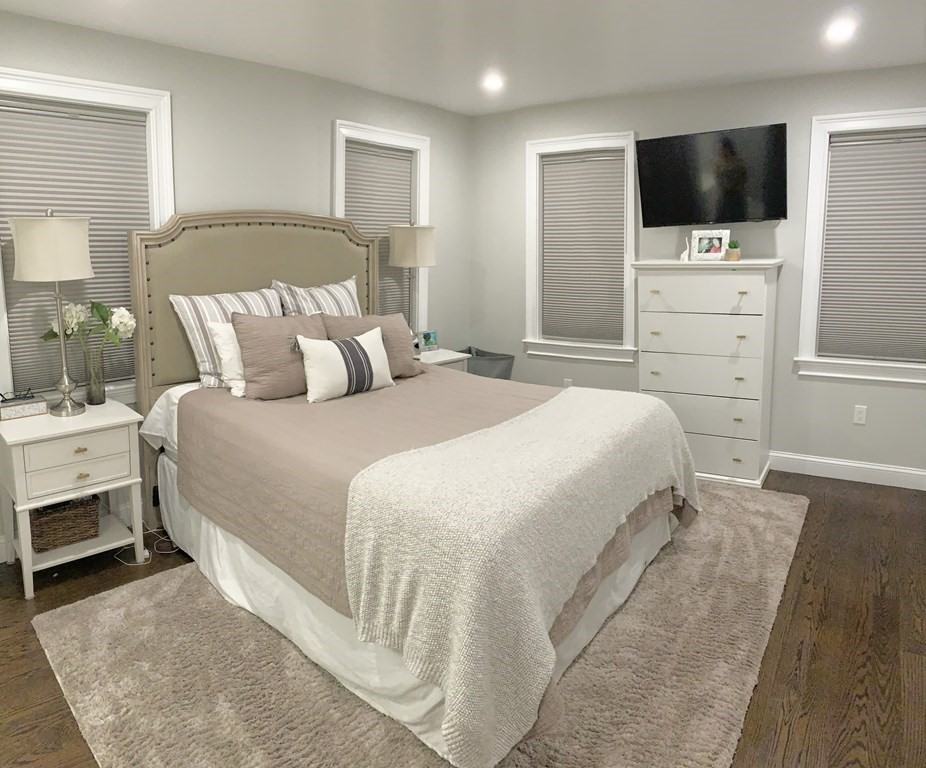 27 Suffolk St #3 - Photo 7 of 16