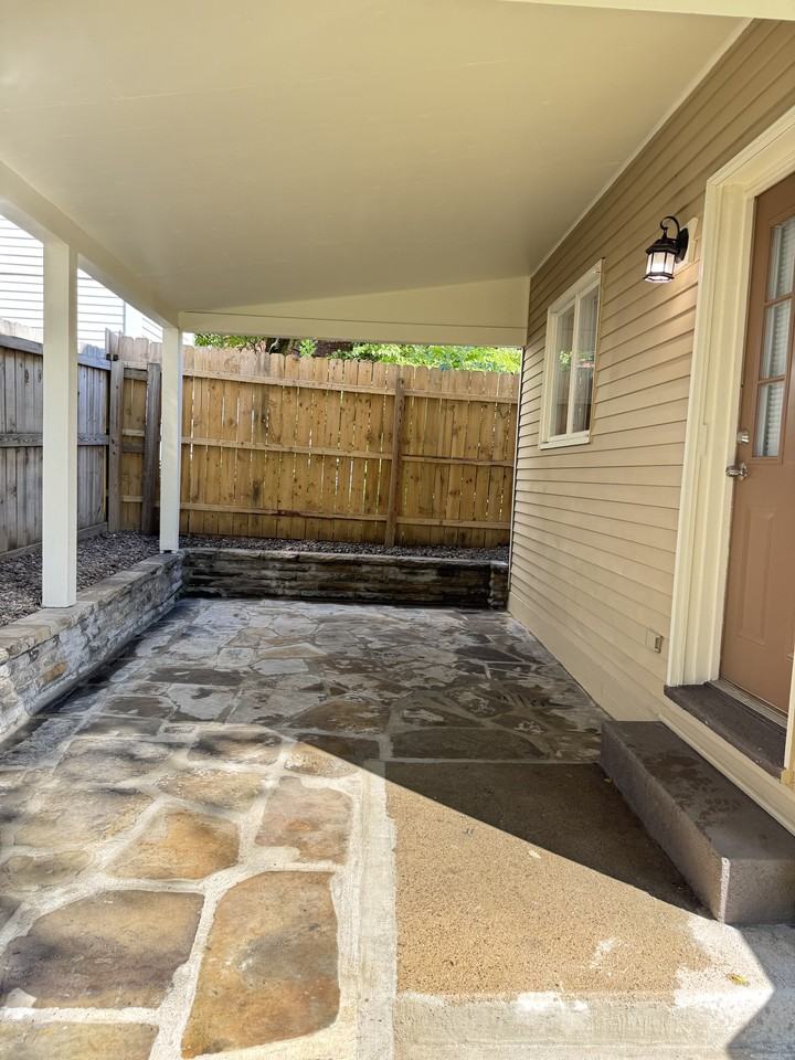 513 Spruce St #NA - Photo 3 of 18