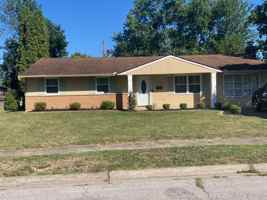 featured image of 3700 Caracas Dr #1