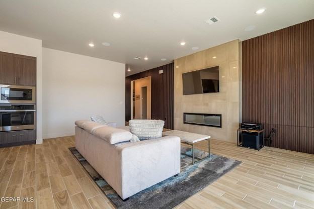 824 Durham Way #NA - Photo 6 of 39