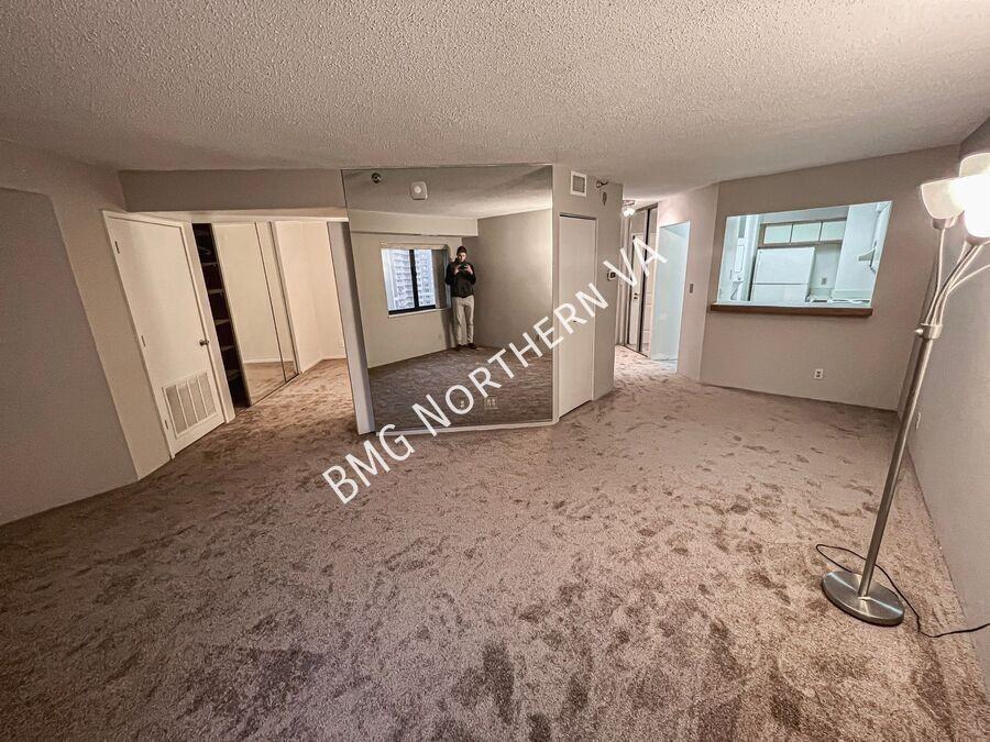 900 N Stafford St #1010 - Photo 2 of 27