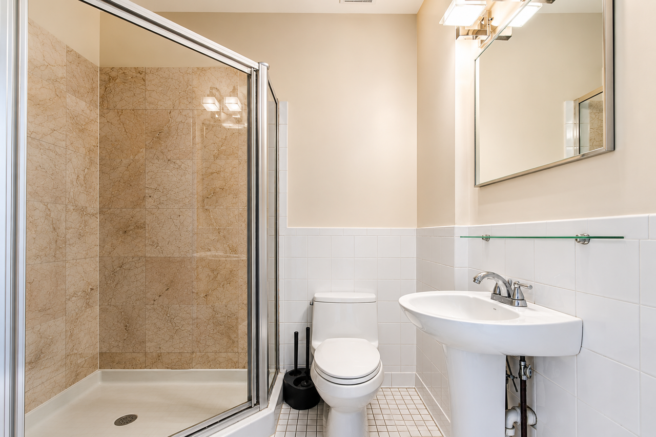 2811 11th Street Northwest, Unit A - Photo 6 of 24