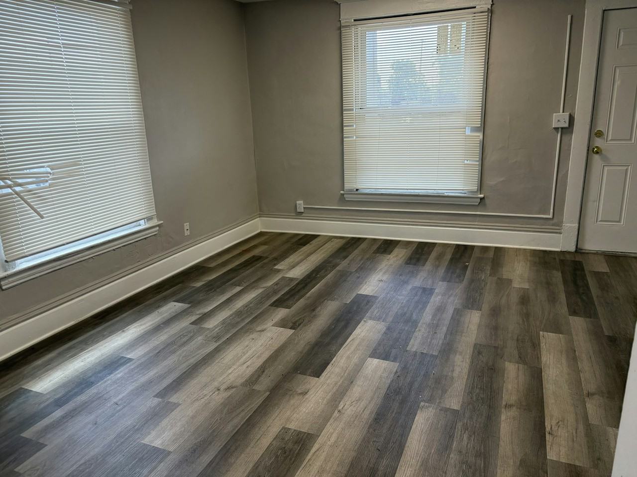 1230 Alpine Avenue Northwest, Unit 1 - Photo 5 of 8