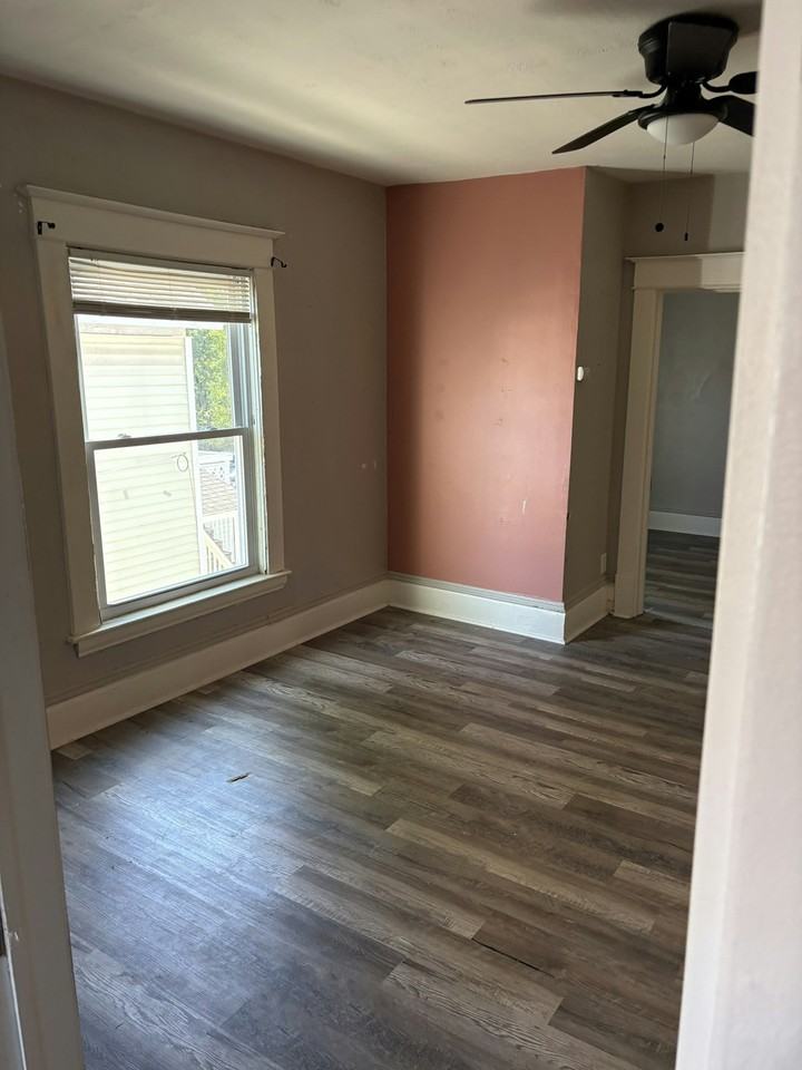 1232 Alpine Avenue Northwest, Unit 2 - Photo 2 of 10
