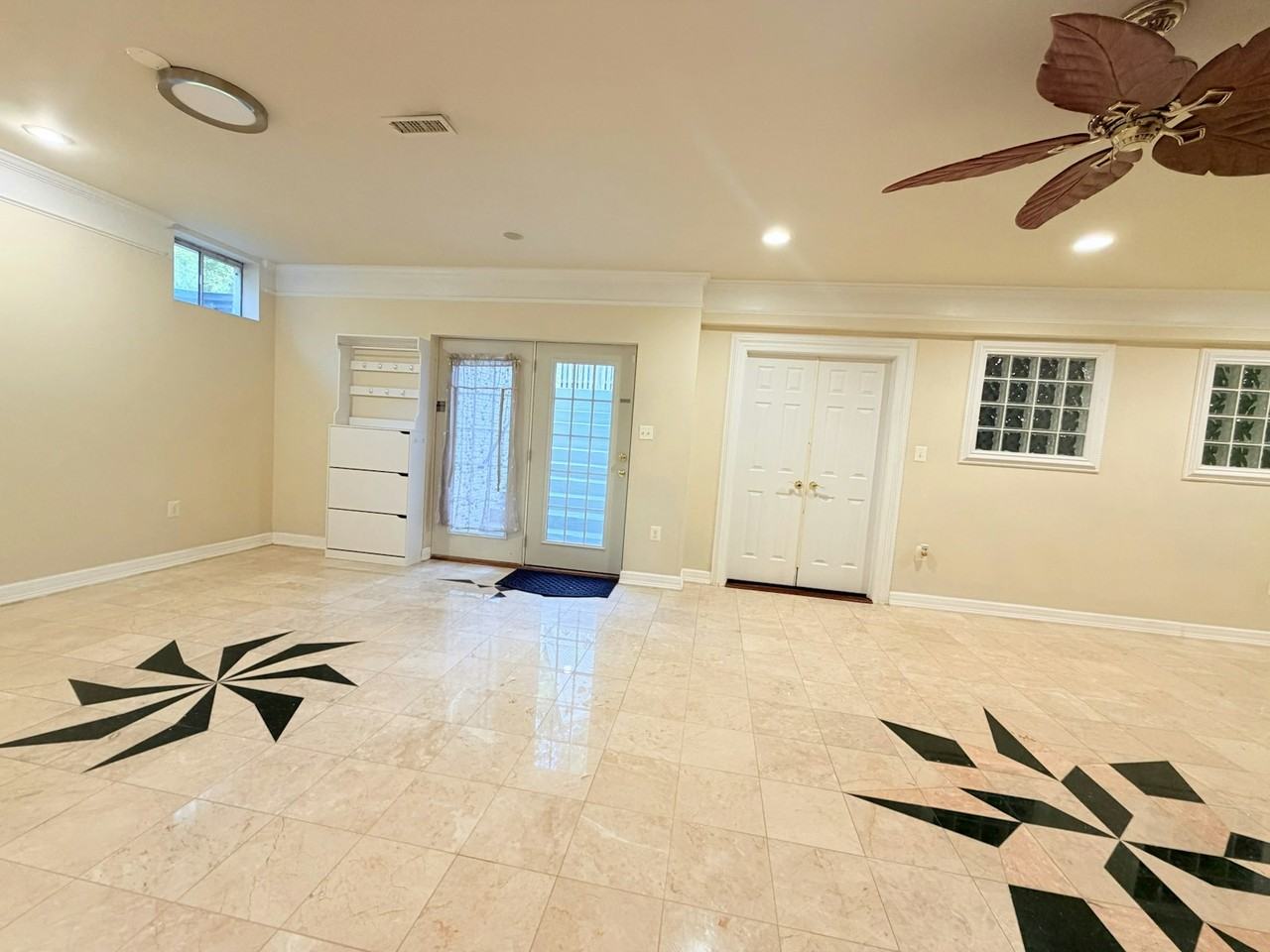 7125 Ayers Meadow Lane - Photo 4 of 14