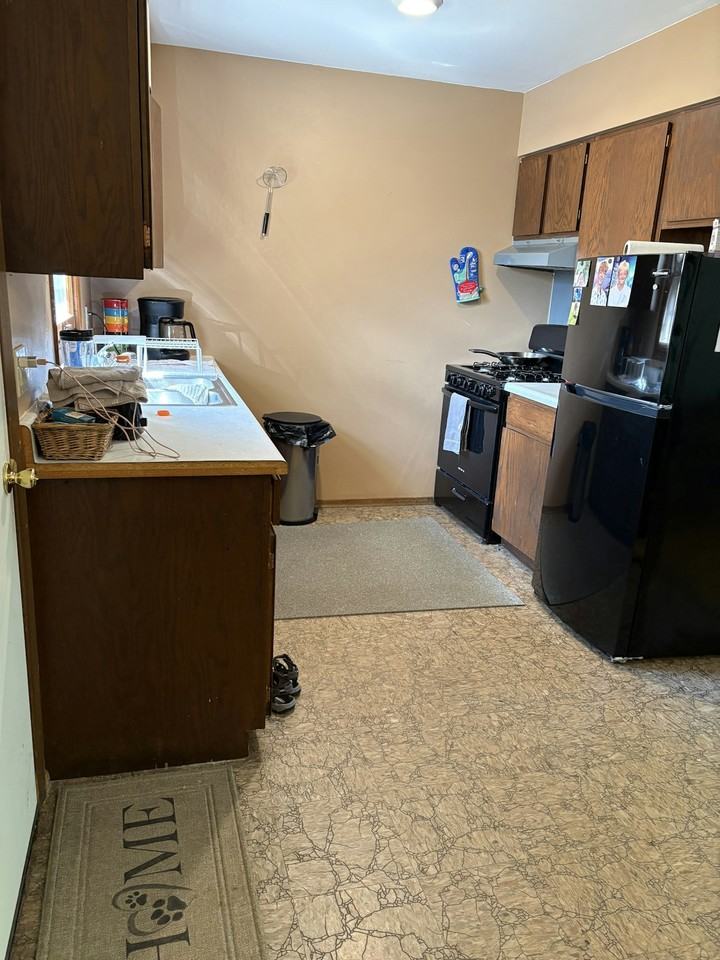 300 South 4th Street, Unit 2A - Photo 2 of 8