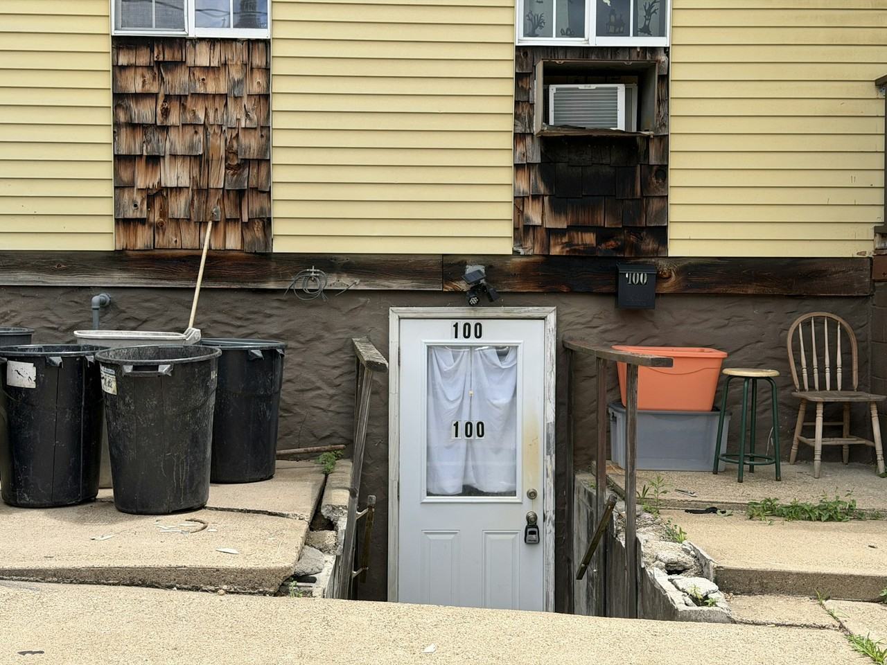 11 Station St, Unit 100 - Photo 2 of 26