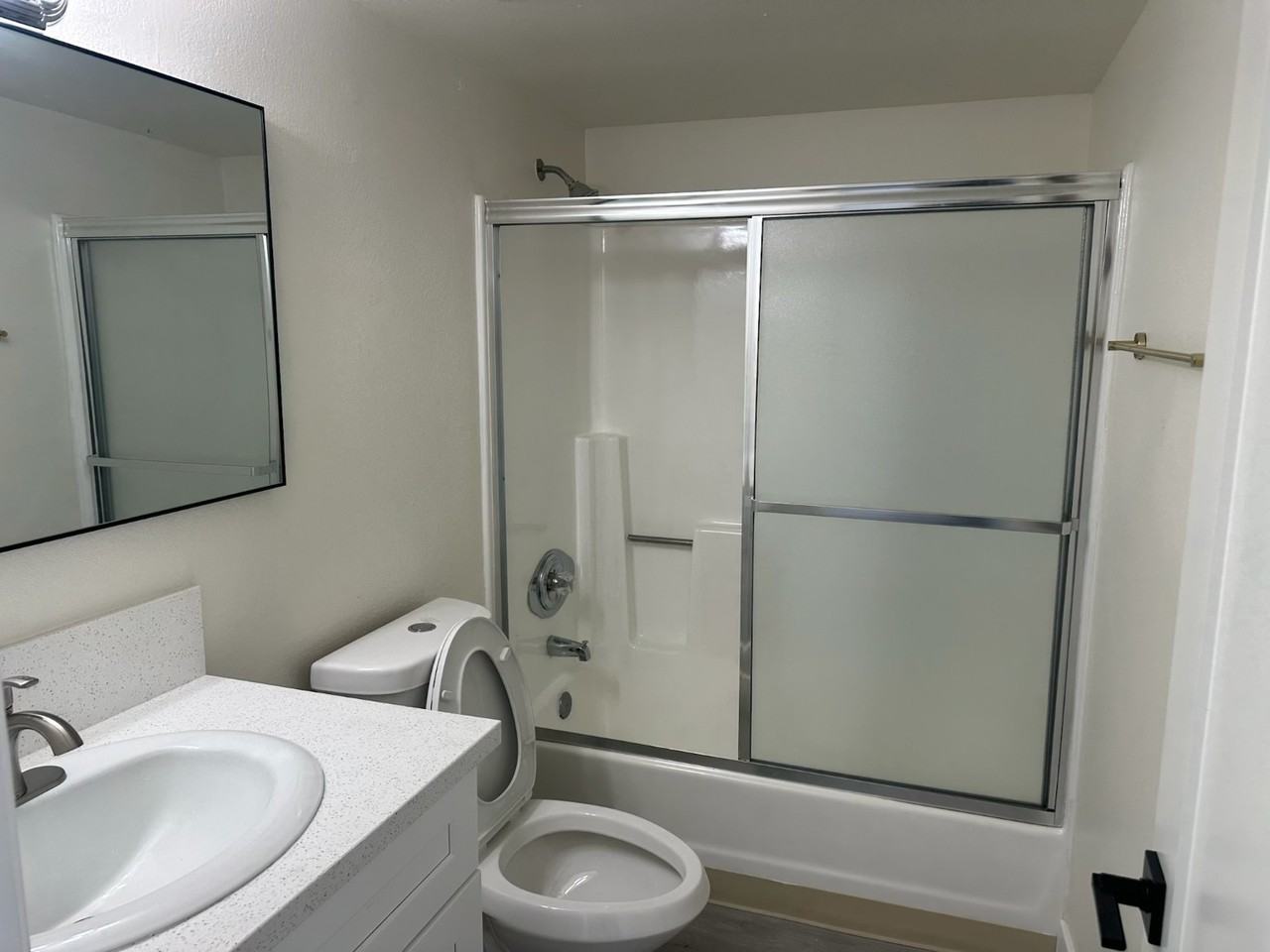 44155 10th Street West - Photo 6 of 12