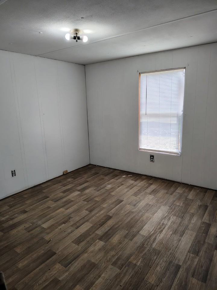 415 Diamond Ln #NA - Photo 5 of 6