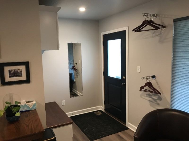 201 5th Ave #4 - Photo 6 of 8