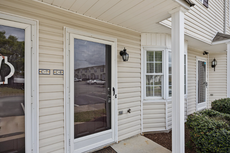 3809 E Vancroft Cir #C - Photo 3 of 20
