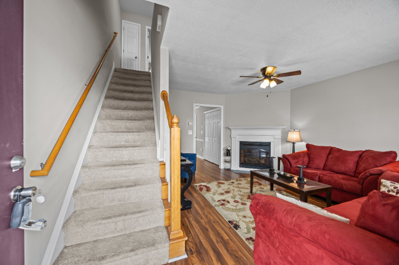 3809 E Vancroft Cir #C - Photo 7 of 20