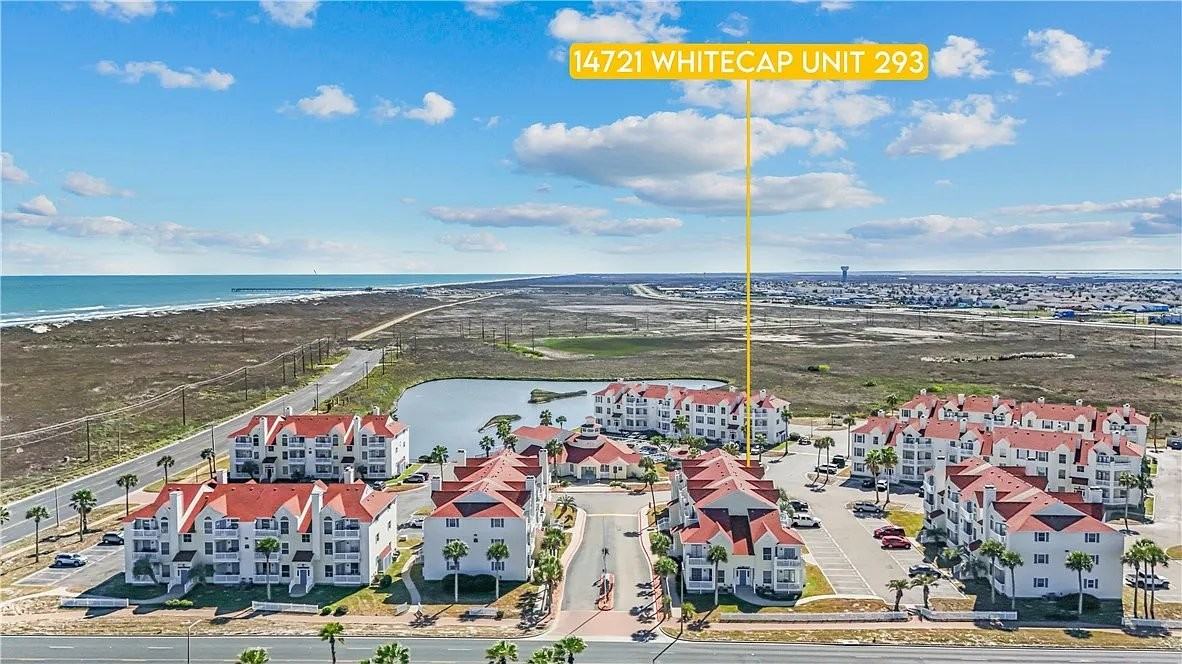 14721 Whitecap Blvd - Photo 3 of 11
