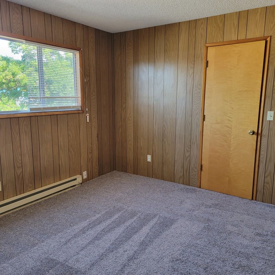 435 Ne Newton Creek Dr #D - Photo 7 of 9